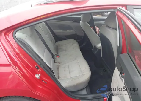 2018 Hyundai Elantra Sel/Value/Limited z USA, uszkodzony, nr VIN 5NPD84LF2JH227471